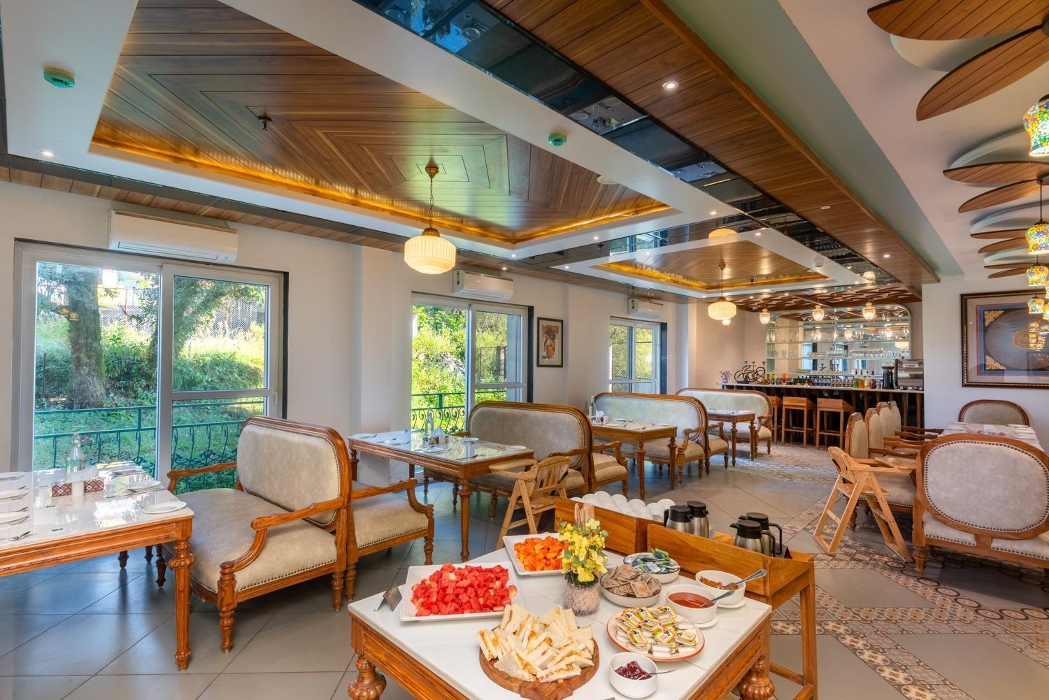 Quality Inn By Lawrence Hotels Dharamszala Kültér fotó