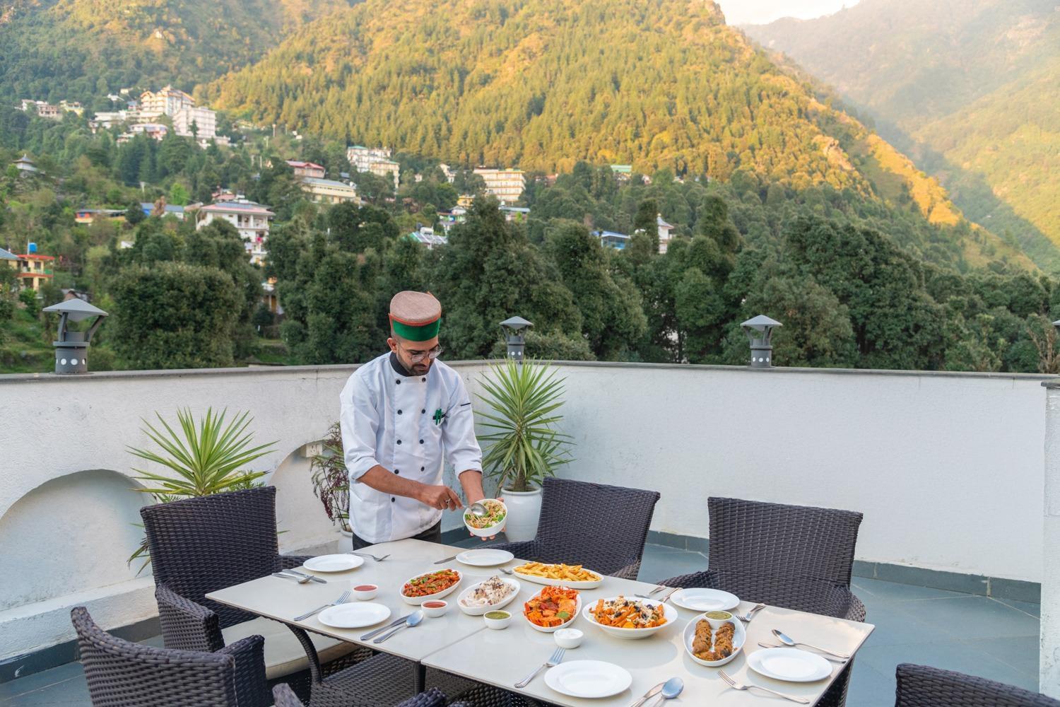 Quality Inn By Lawrence Hotels Dharamszala Kültér fotó
